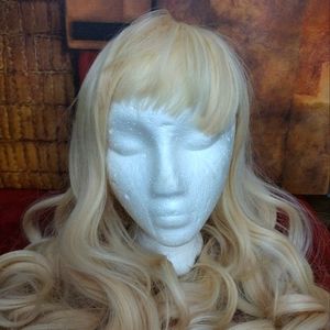 Blonde curly Wig